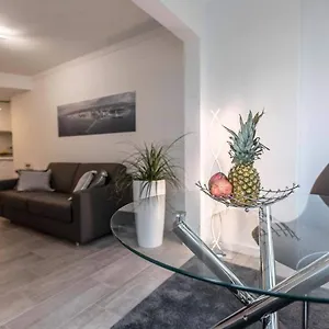 Studio La Concha Direkt Am Meer Apartment